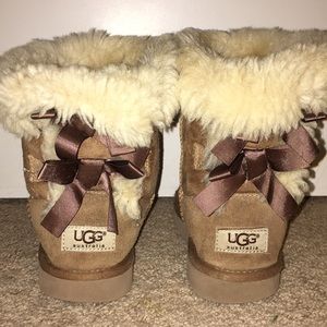 Bailey Bow Uggs